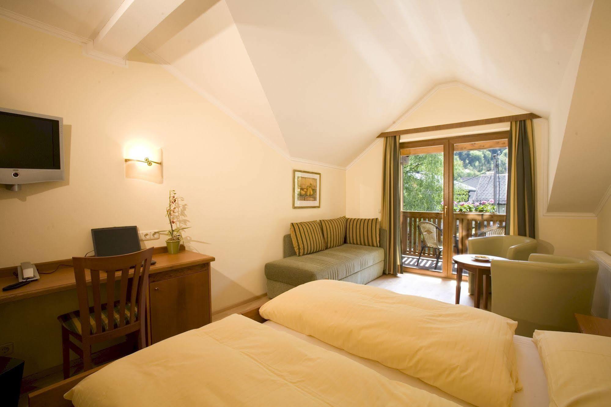 Garten - Hotel Sallerhof Грёдиг Экстерьер фото