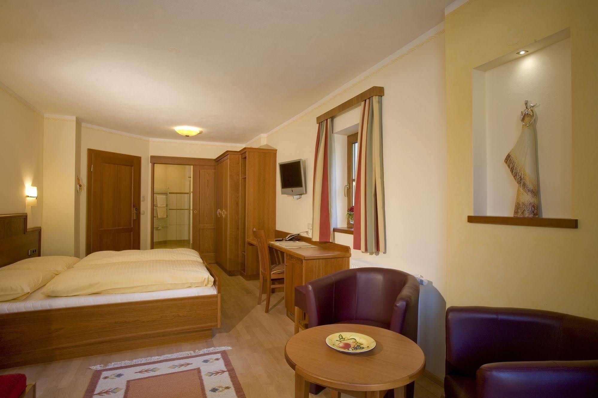 Garten - Hotel Sallerhof Грёдиг Экстерьер фото